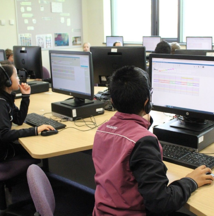 News » Junior 4 Explore Music In Technology Workshop